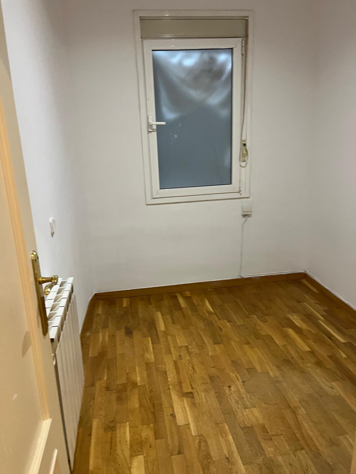Imagen 2 Piso en venta en Barcelona / Próximo a Plaza Kennedy