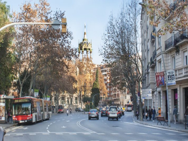 Imagen 2 Inmueble 306540 - Piso en venta en Barcelona / Próximo a Plaza Kennedy