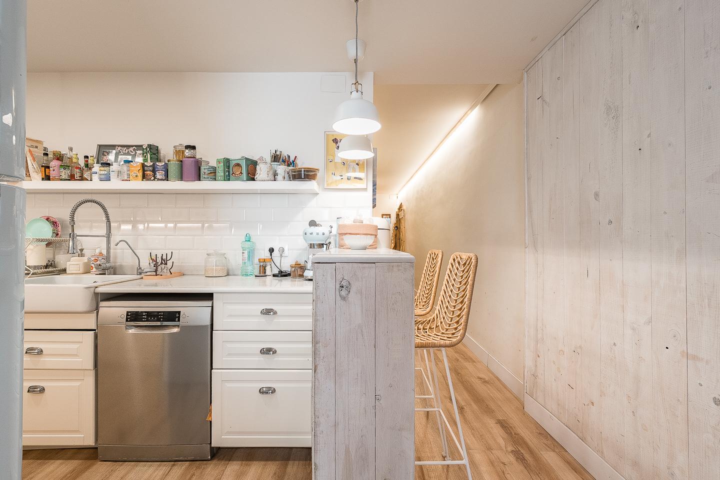 Imagen 27 Piso en venta en Barcelona / Frente al Mercat de Galvany