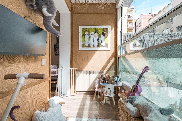 Imagen 14 Inmueble 306730 - Piso en venta en Barcelona / Frente al Mercat de Galvany