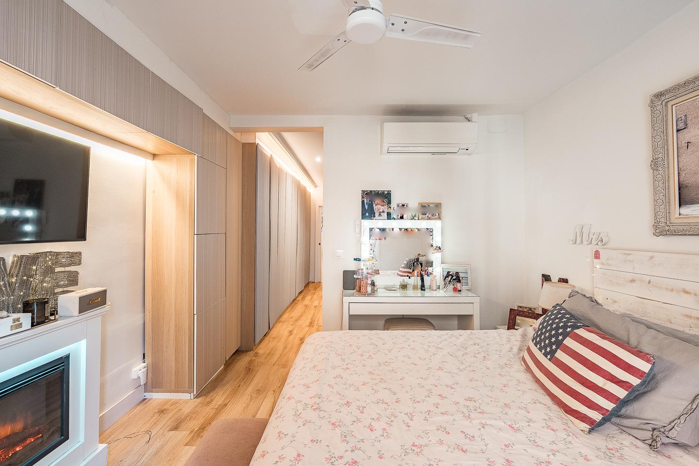 Imagen 17 Piso en venta en Barcelona / Frente al Mercat de Galvany