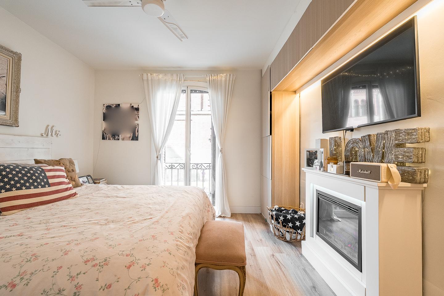 Imagen 18 Piso en venta en Barcelona / Frente al Mercat de Galvany