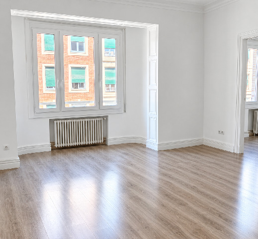 Imagen 1 Inmueble 306940 - Apartamento en venta en Barcelona / Calle Balmes al lado de la Plaza Molina 