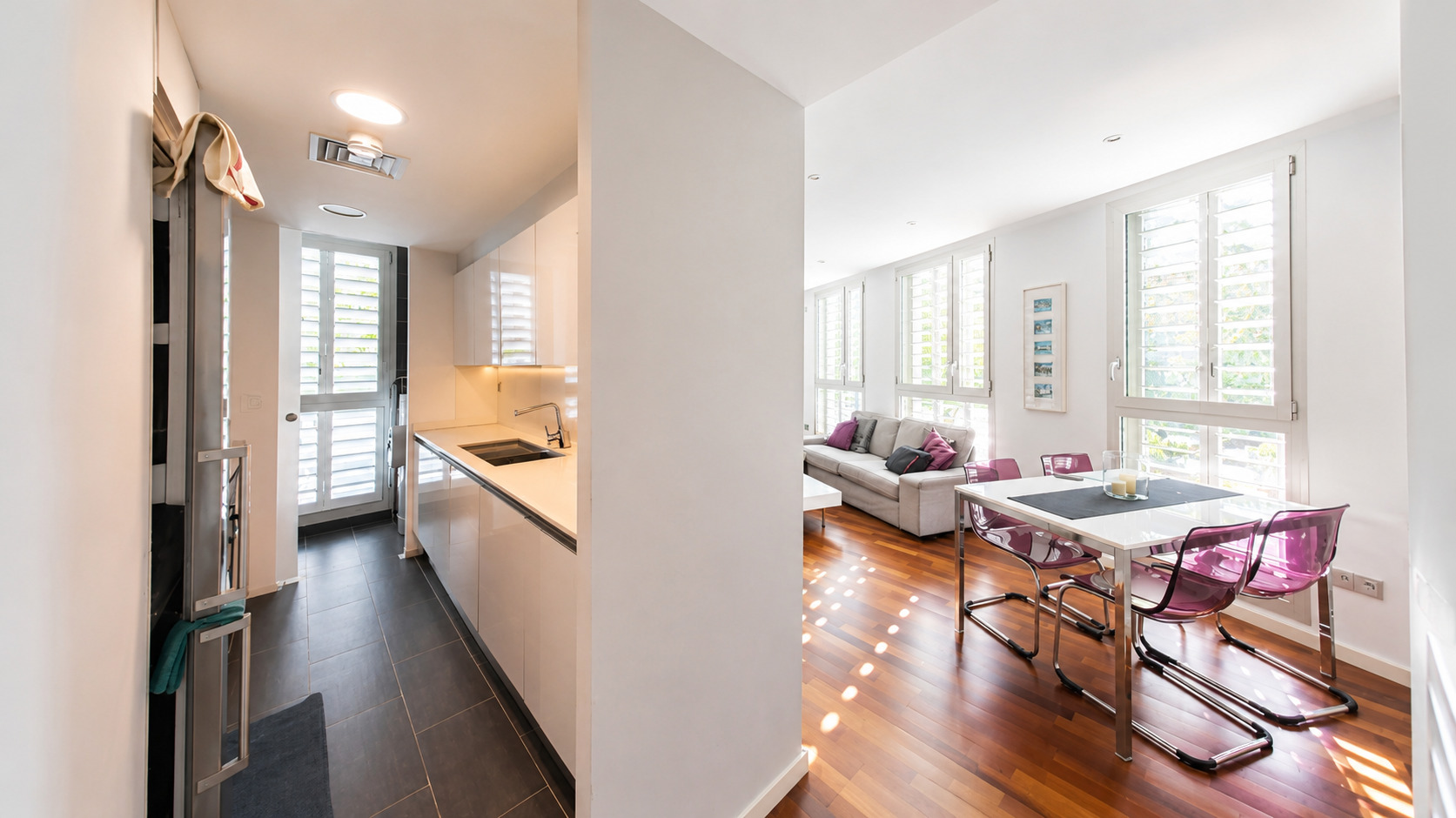 Imagen 2 Piso en venta en Barcelona / Dr. Aiguader - Pg Joan de Borbó