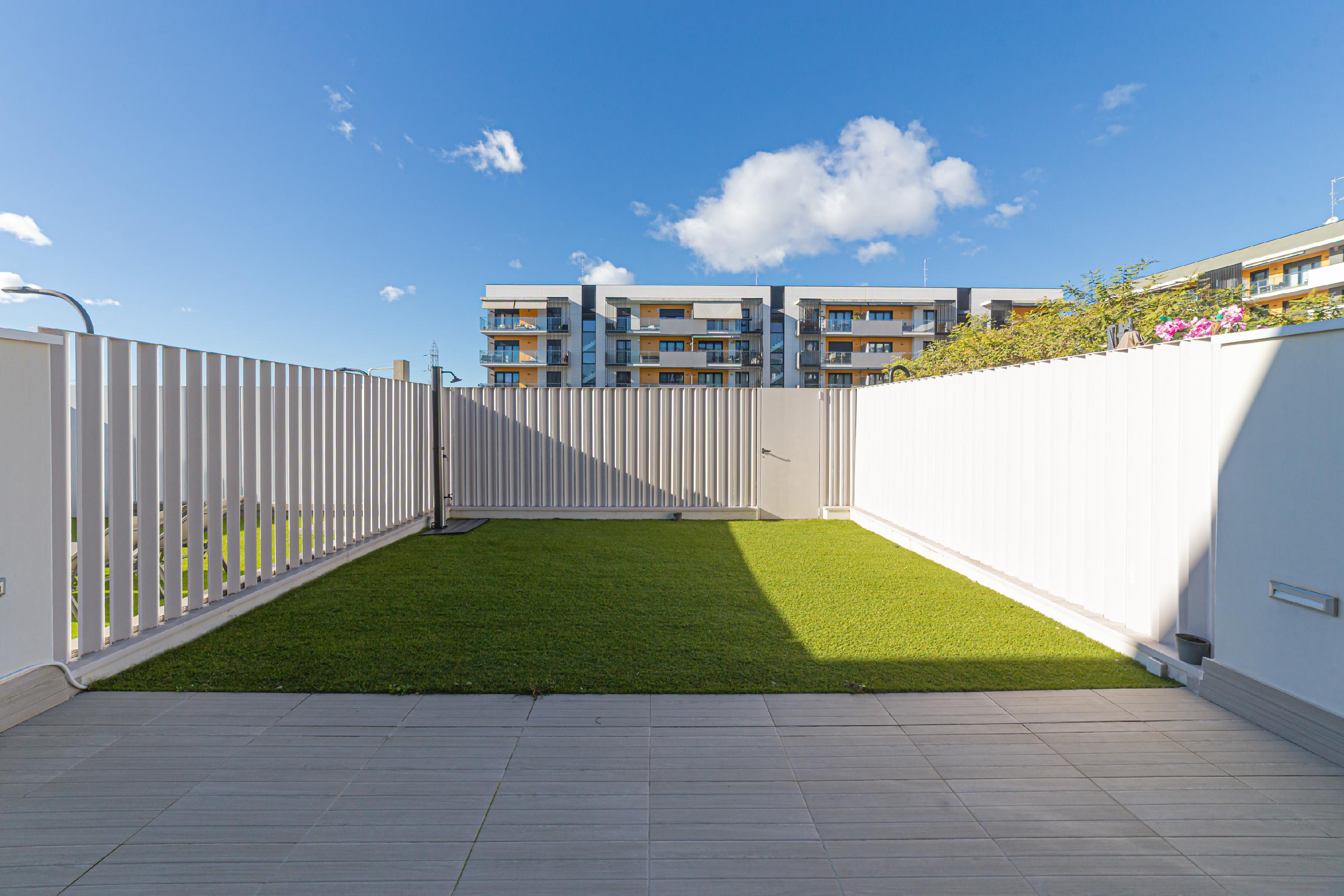 Imagen 10 Casa Adosada en venta en Sant Just Desvern / Mas Lluí - Els Miralls