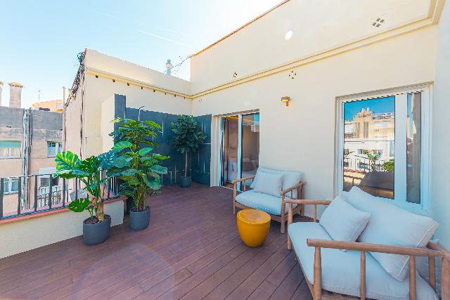 Imagen 1 Inmueble 289079 - Piso en venta en Barcelona / Muntaner - Diagonal