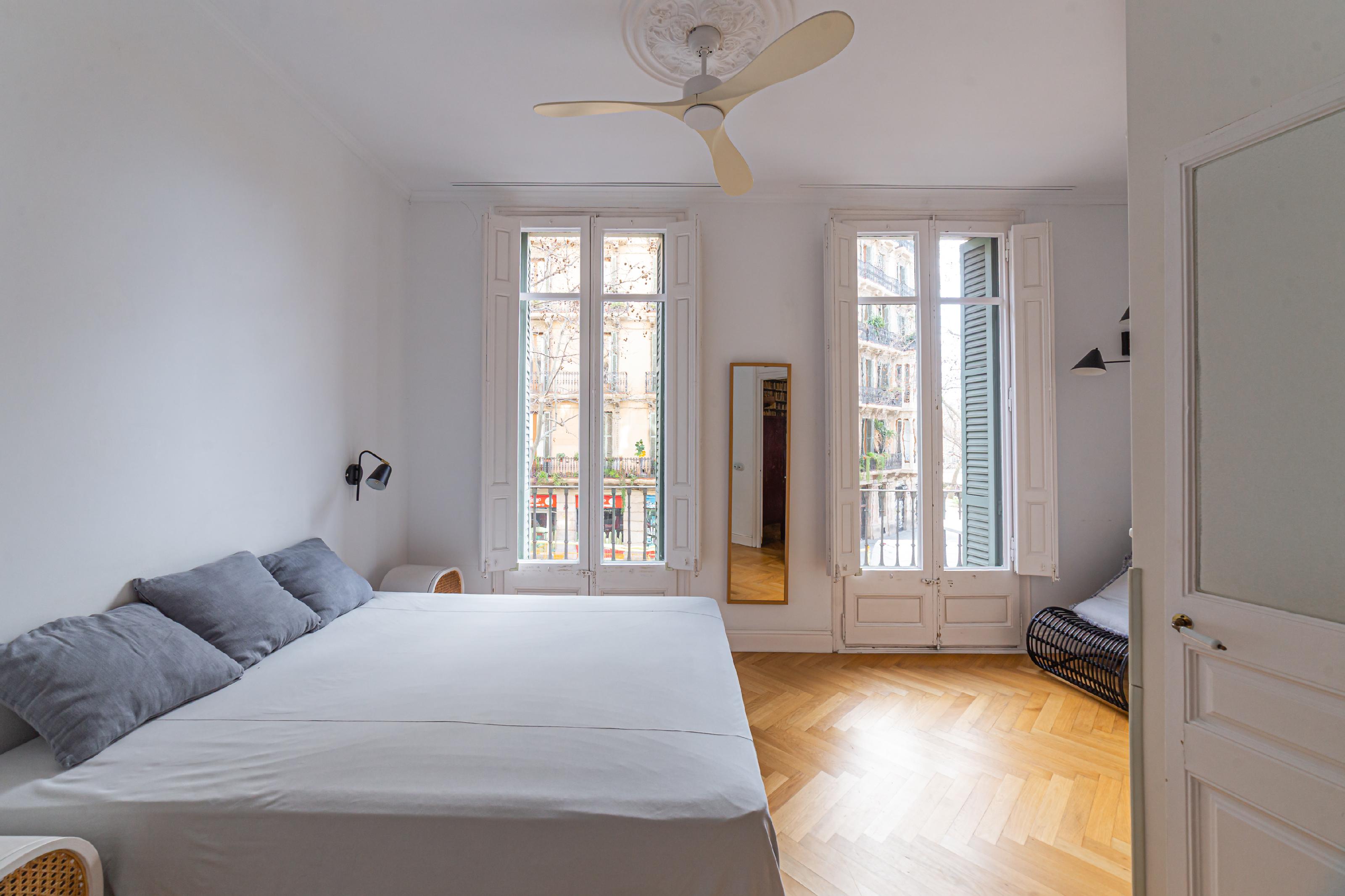 Imagen 21 Piso en venta en Barcelona / Passeig Sant Joan