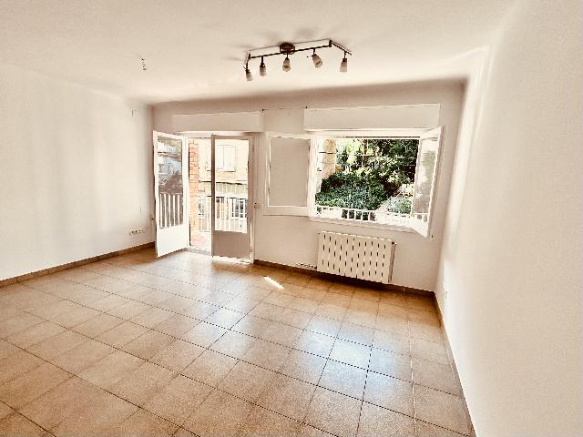 Imagen 1 Inmueble 292947 - Piso en venta en Barcelona / Josep Serrano - Parc Güell