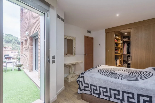 Imagen 3 Piso en venta en Barcelona / Vallcarca - Ctra. de les Aigües 