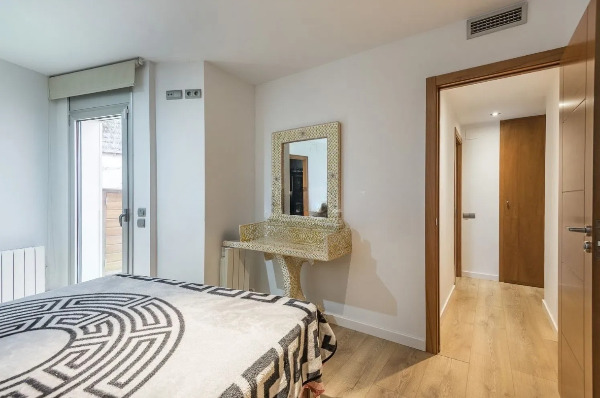 Imagen 5 Inmueble 294928 - Piso en venta en Barcelona / Vallcarca - Ctra. de les Aigües 