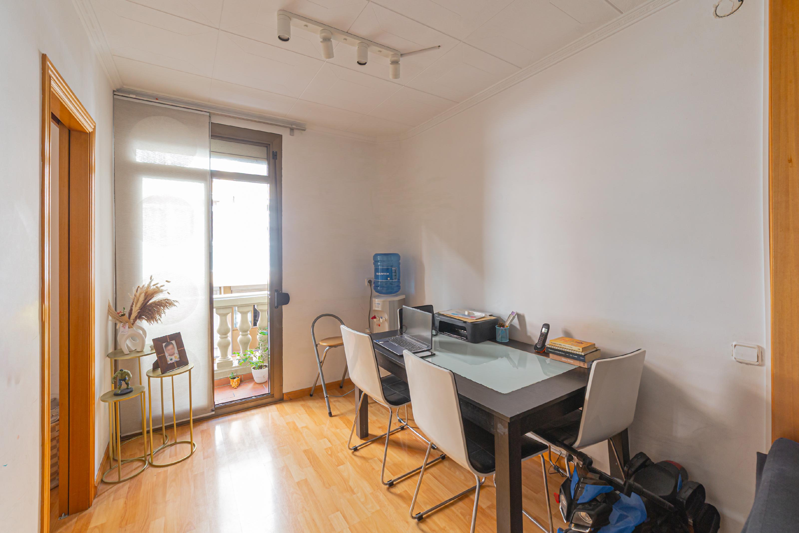 Imagen 1 Apartamento en venta en Barcelona / Plaza España a los pies de la montaña de MontjuÏc 