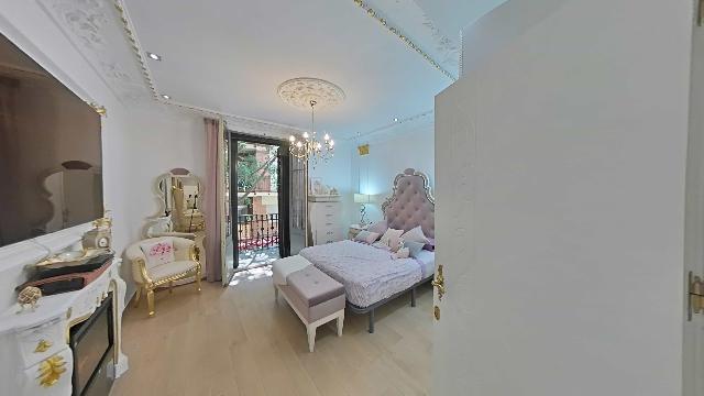 Imagen 40 Inmueble 298195 - Casa Adosada en venta en Barcelona / Plaça del Guinardó