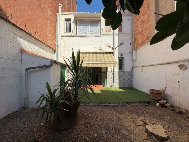 Imagen 7 Inmueble 298195 - Casa Adosada en venta en Barcelona / Plaça del Guinardó