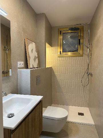 Imagen 3 Inmueble 298987 - Local Comercial en venta en Barcelona / Tres Torres - Junto Corachan