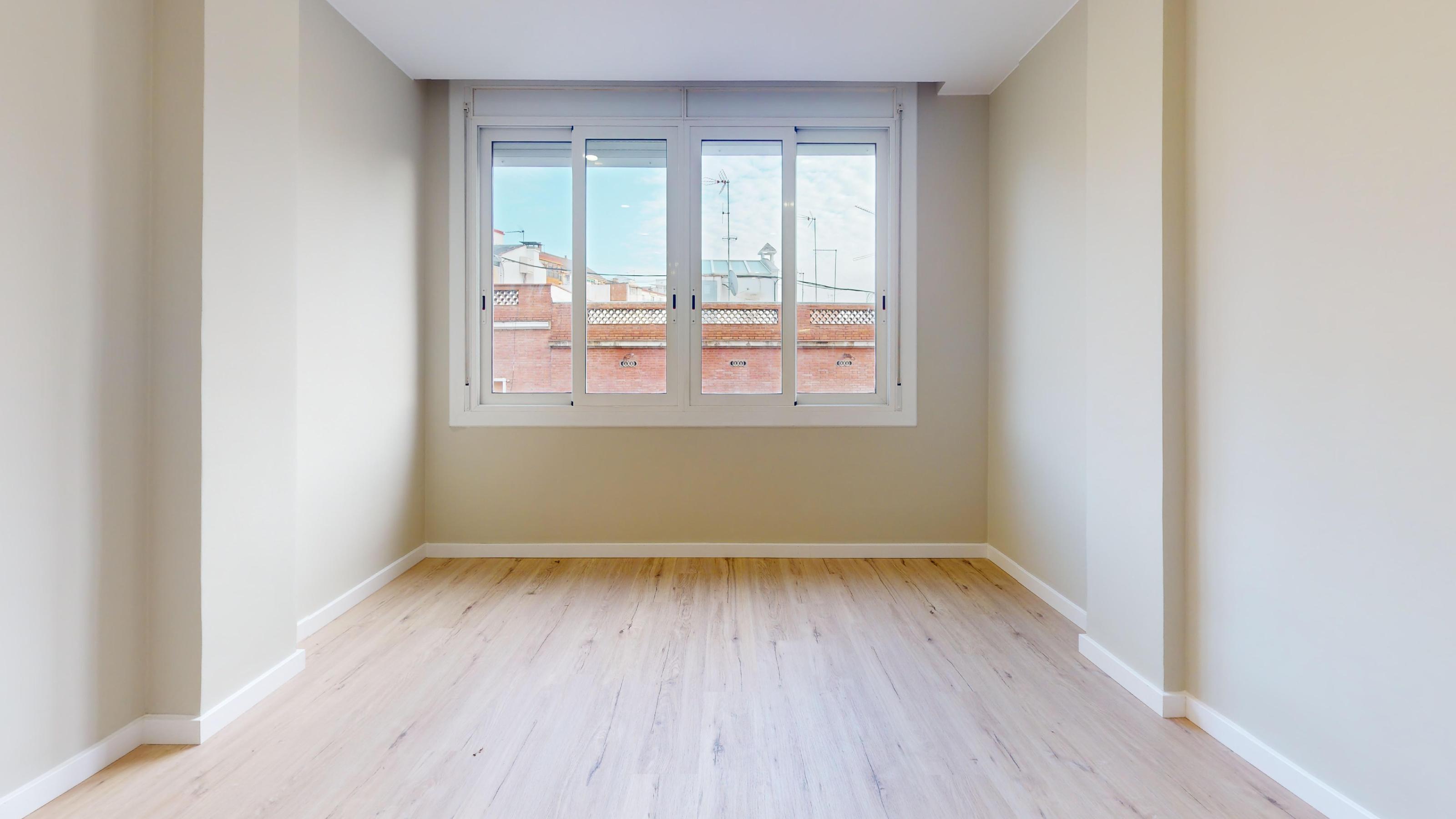 Imagen 8 Piso en venta en Barcelona / Ctra. Sants - Nou Camp