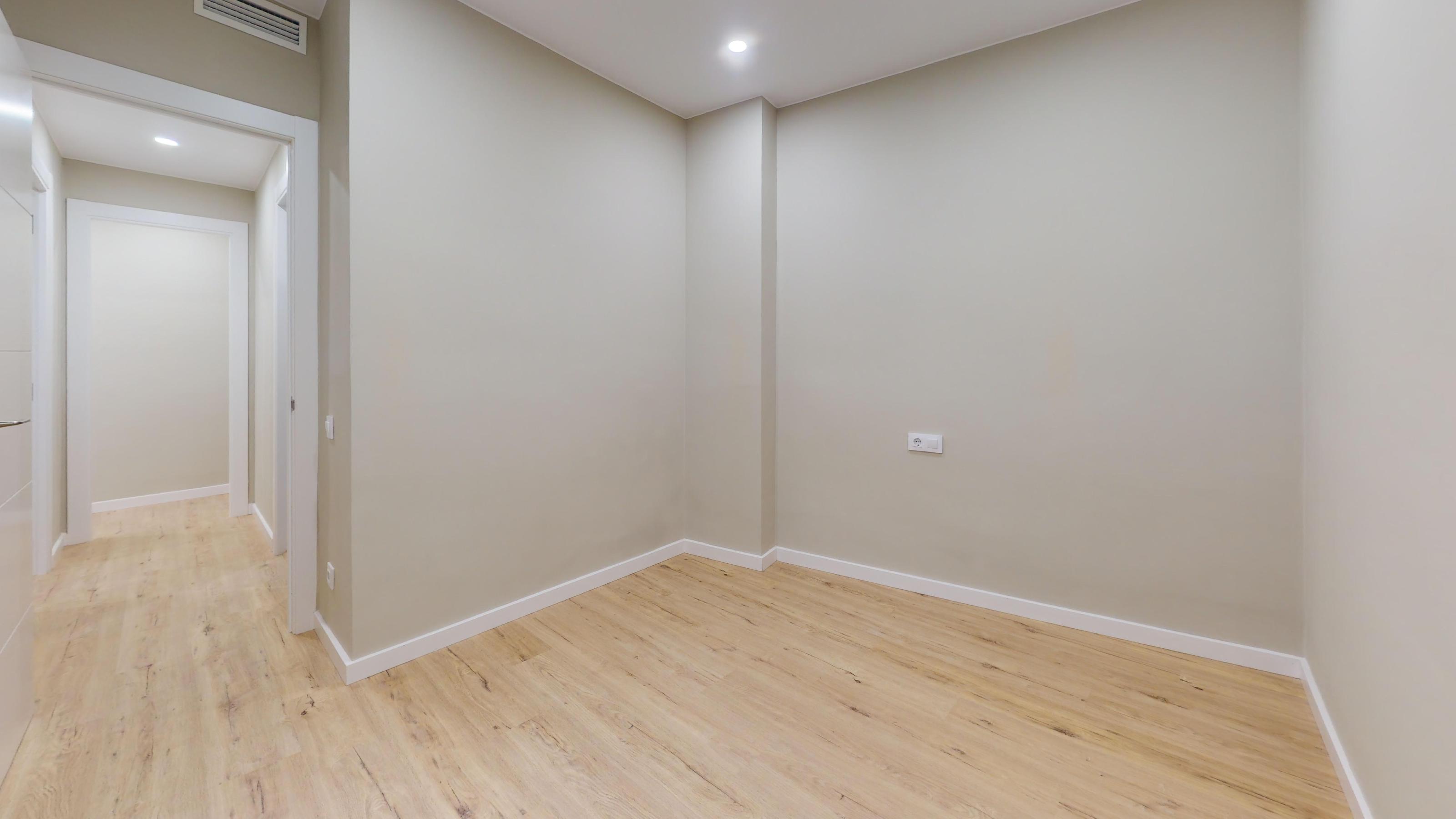 Imagen 28 Piso en venta en Barcelona / Ctra. Sants - Nou Camp