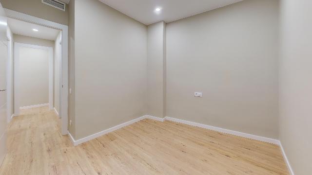 Imagen 28 Inmueble 299314 - Piso en venta en Barcelona / Ctra. Sants - Nou Camp