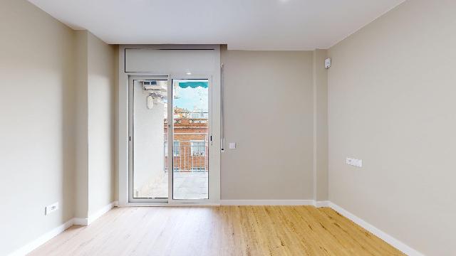 Imagen 19 Inmueble 299314 - Piso en venta en Barcelona / Ctra. Sants - Nou Camp