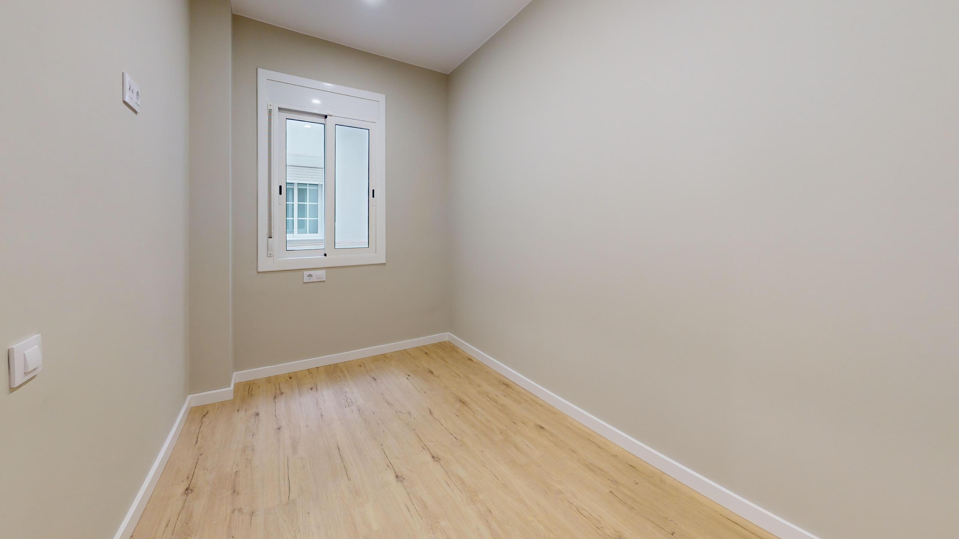 Imagen 29 Piso en venta en Barcelona / Ctra. Sants - Nou Camp