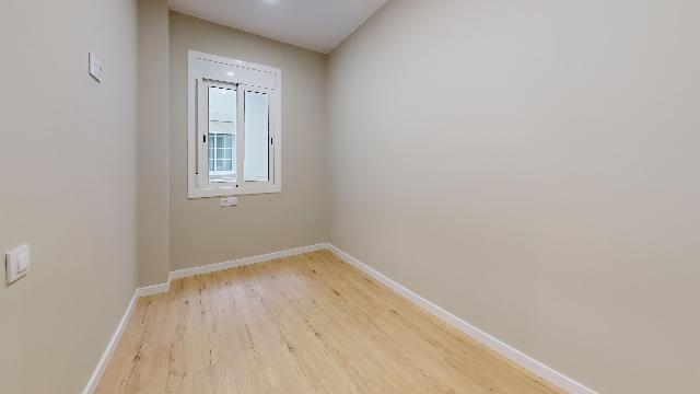 Imagen 29 Inmueble 299314 - Piso en venta en Barcelona / Ctra. Sants - Nou Camp