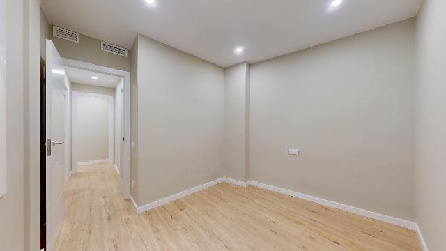 Imagen 34 Inmueble 299314 - Piso en venta en Barcelona / Ctra. Sants - Nou Camp