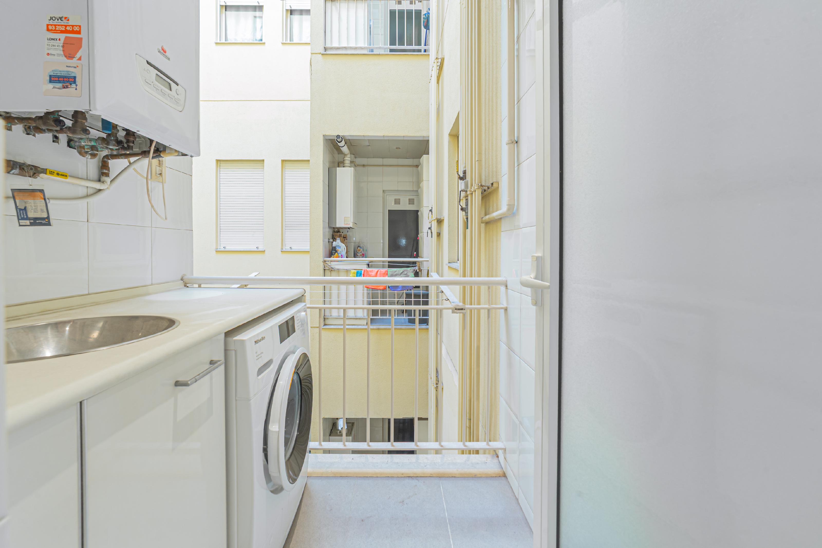 Imagen 17 Piso en venta en Barcelona / Pza. Tetuan - Pso. Sant Joan