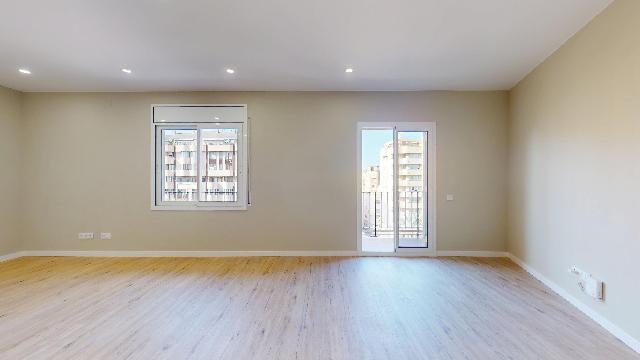 Imagen 9 Inmueble 299513 - Piso en venta en Barcelona / Rambla Brasil - Plaça de Vázques de Mella
