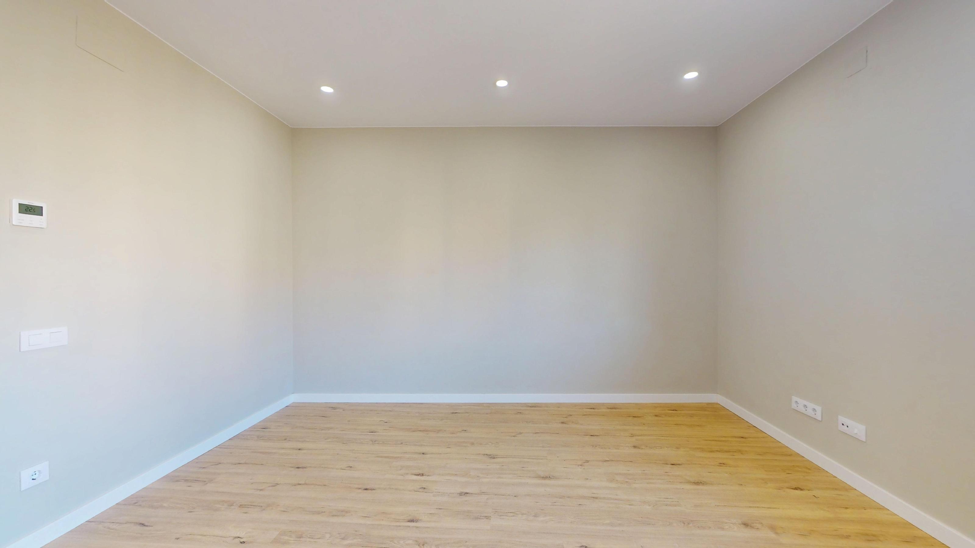 Imagen 23 Piso en venta en Barcelona / Rambla Brasil - Plaça de Vázques de Mella