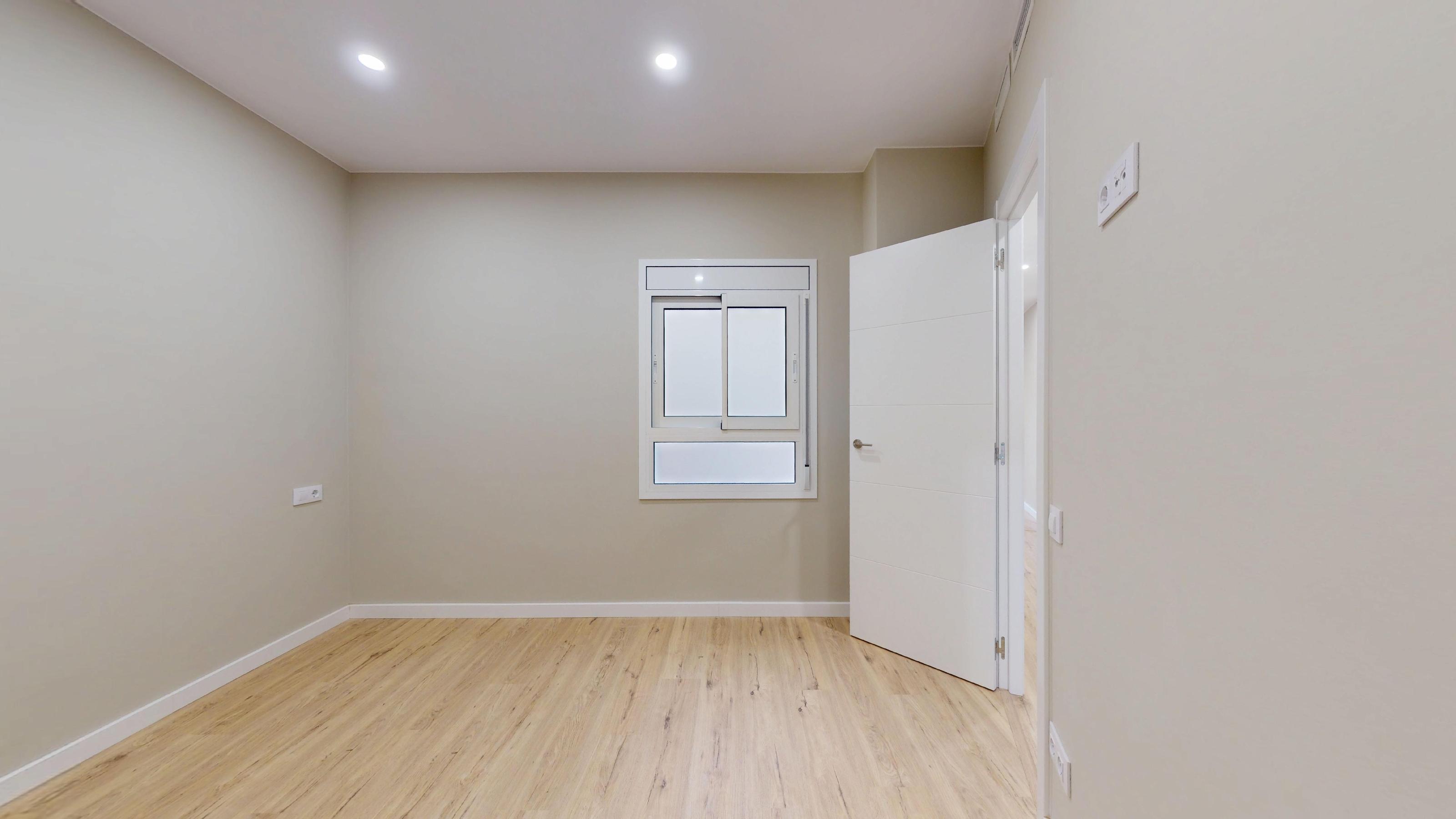 Imagen 25 Piso en venta en Barcelona / Rambla Brasil - Plaça de Vázques de Mella