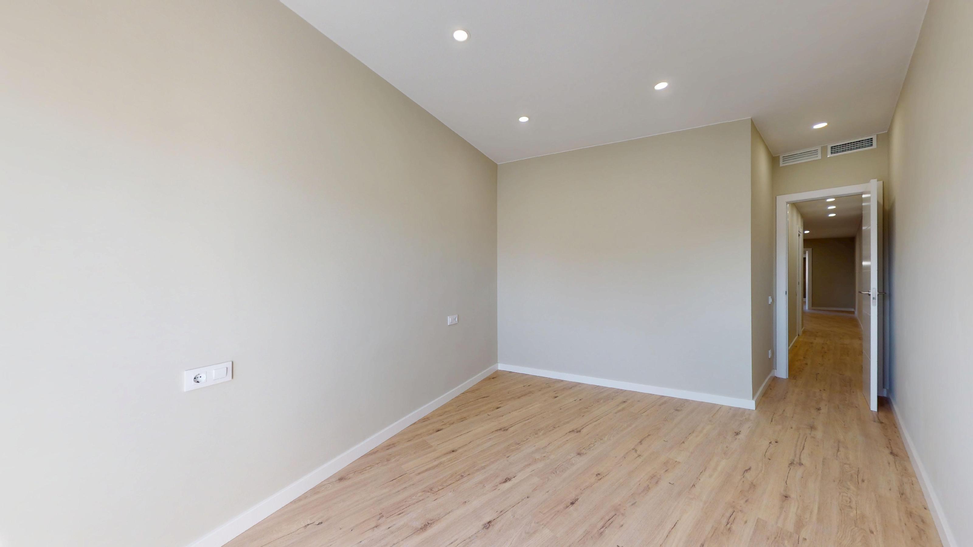 Imagen 27 Piso en venta en Barcelona / Rambla Brasil - Plaça de Vázques de Mella