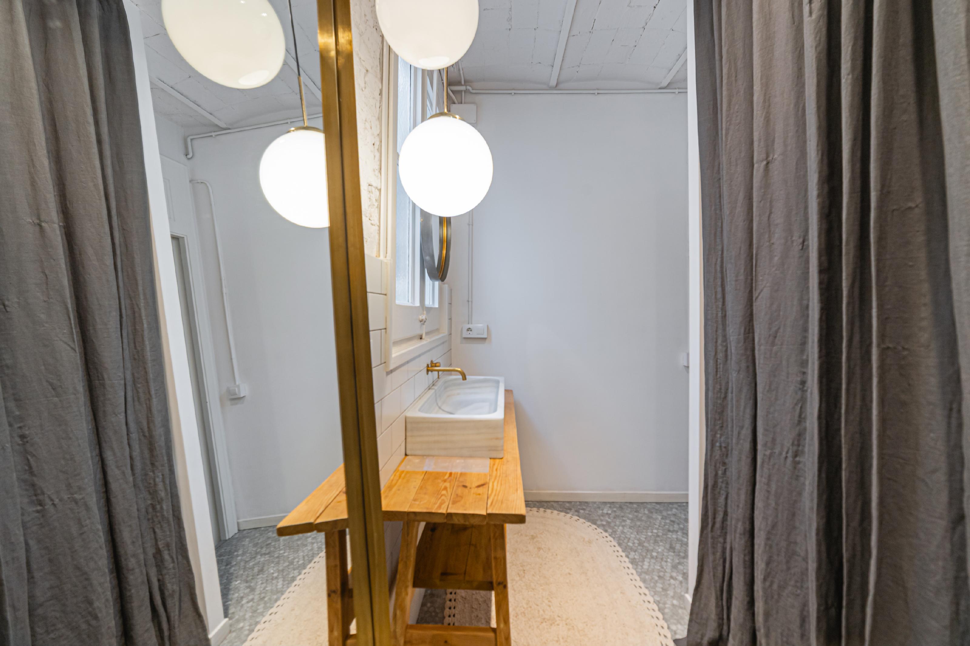 Imagen 35 Piso en venta en Barcelona / Junto Santa María del Pí