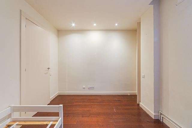 Imagen 22 Inmueble 300309 - Piso en venta en Barcelona / Avda. Sarrià - Pza. Francesc Macià 