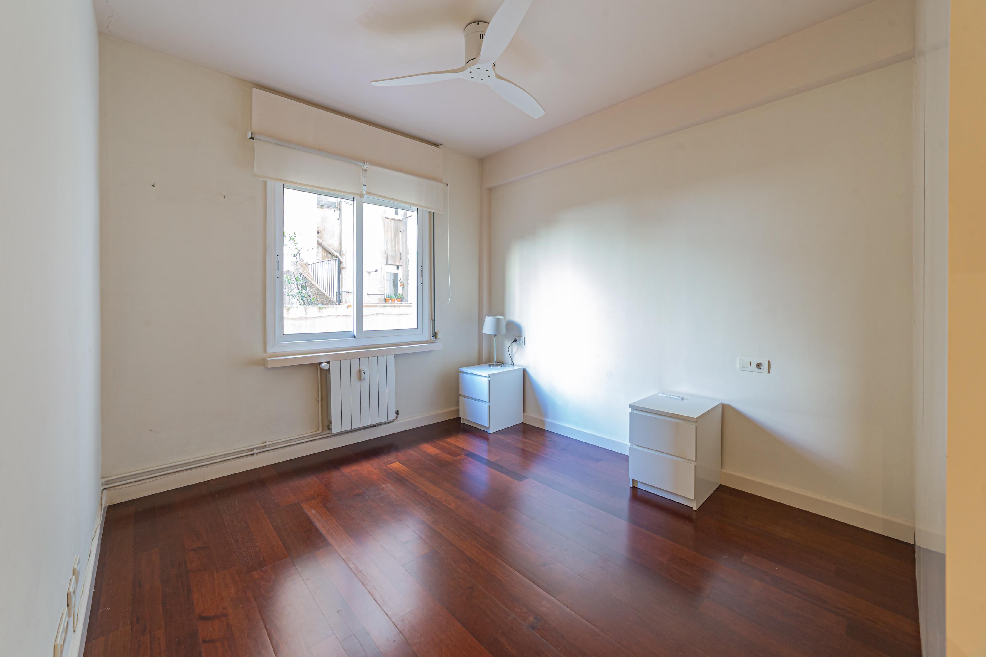 Imagen 4 Piso en venta en Barcelona / Avda. Sarrià - Pza. Francesc Macià 