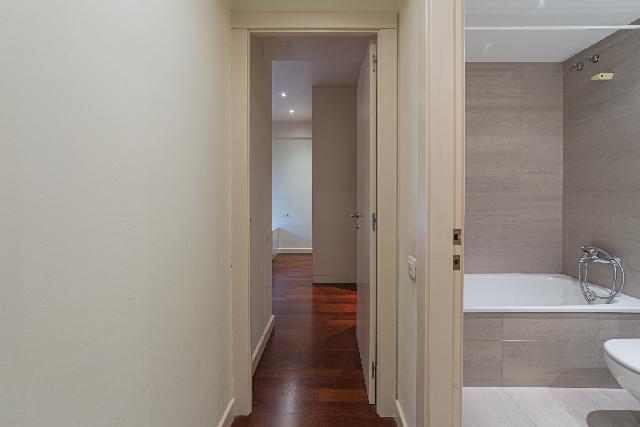 Imagen 26 Inmueble 300309 - Piso en venta en Barcelona / Avda. Sarrià - Pza. Francesc Macià 