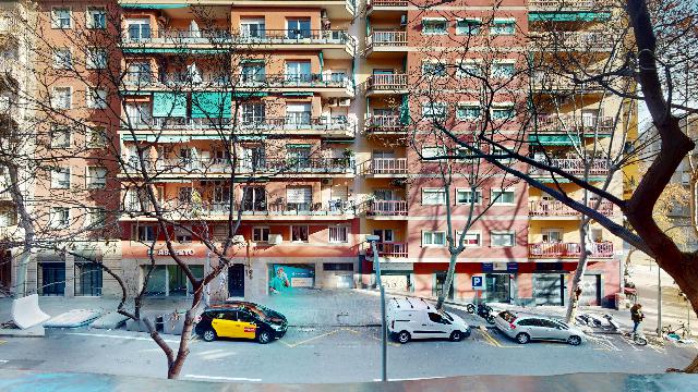 Imagen 28 Inmueble 300316 - Piso en venta en Barcelona / Avda. Meridiana - Plaça Ferran Reyes