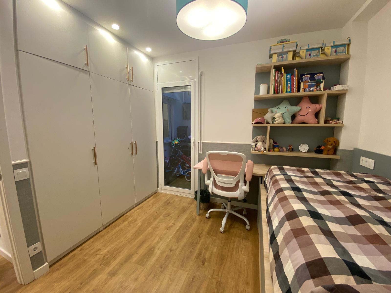 Imagen 4 Apartamento en venta en Barcelona / Al lado  de la plaza Artós y la calle Major de Sarrià 