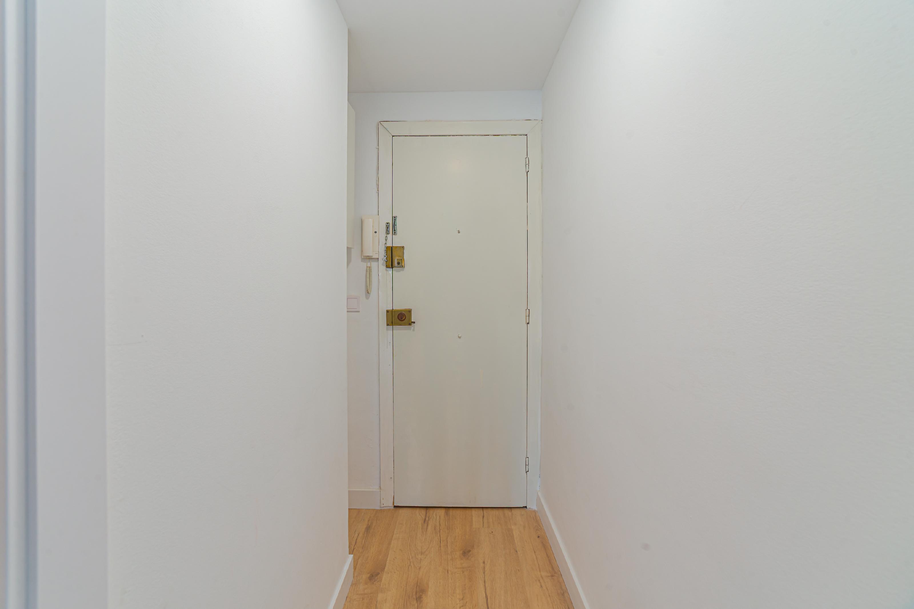 Imagen 16 Apartamento en venta en Barcelona / La Maternidad i Sant Ramón , Club Esportiu Laietà 