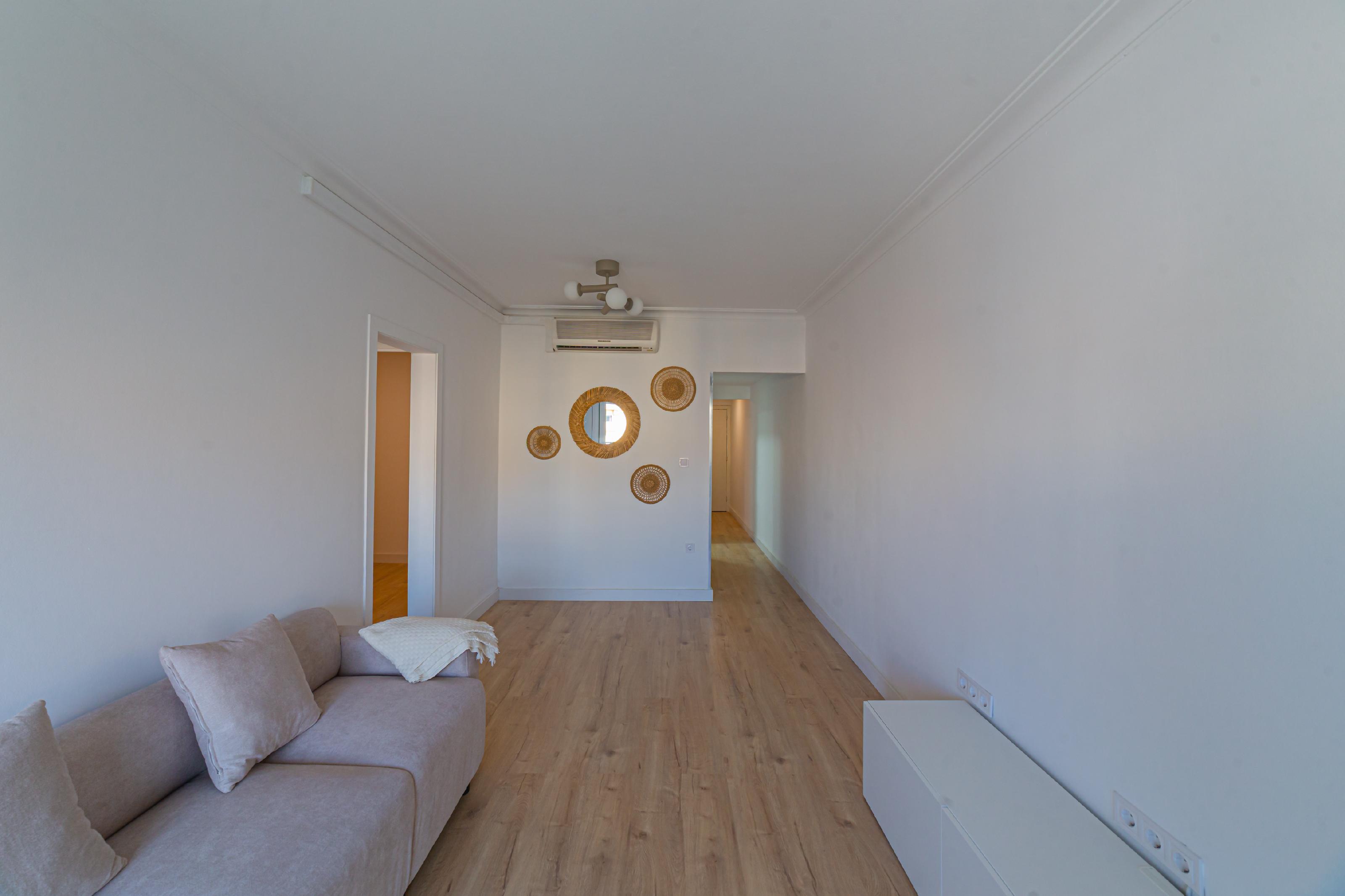 Imagen 8 Apartamento en venta en Barcelona / La Maternidad i Sant Ramón , Club Esportiu Laietà 