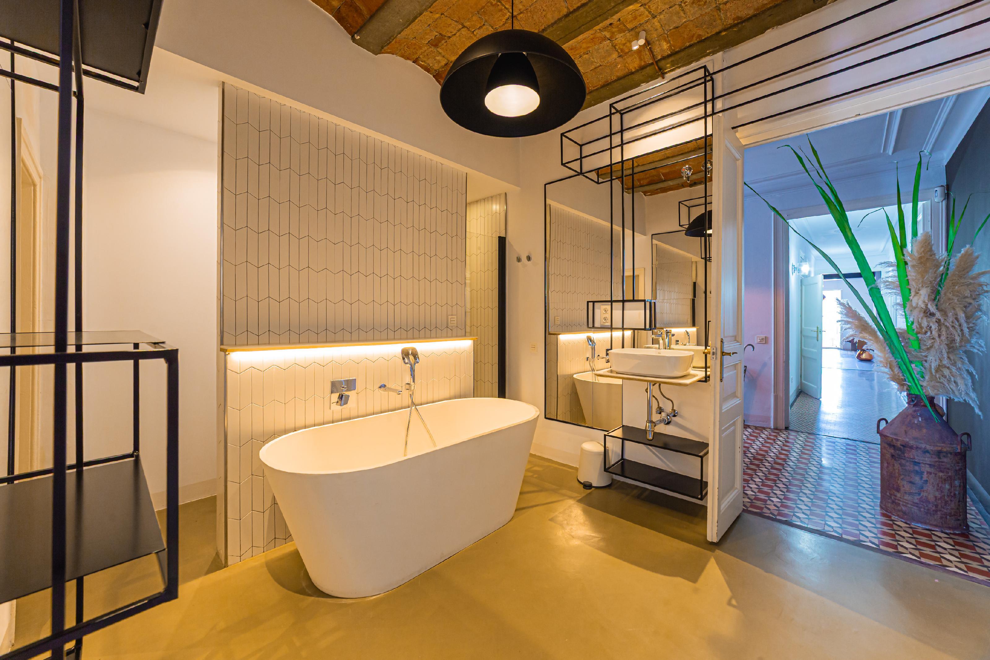 Imagen 27 Piso en venta en Barcelona / Enric Granados - Consell de Cent