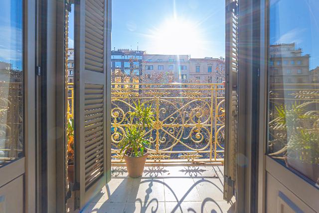 Imagen 1 Inmueble 301189 - Piso en venta en Barcelona / Pza. Tetuan - Pso. Sant Joan