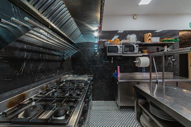 Imagen 15 Inmueble 301329 - Local Comercial en venta en Barcelona / Avenida Diagonal entre Paseo San Juan y Paseo de G...