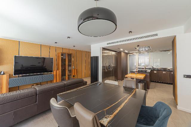 Imagen 7 Inmueble 301363 - Piso en venta en Barcelona / Plaça de Pius Xll y Avenida Diagonal 