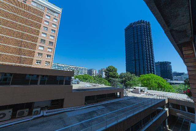 Imagen 30 Inmueble 301363 - Piso en venta en Barcelona / Plaça de Pius Xll y Avenida Diagonal 