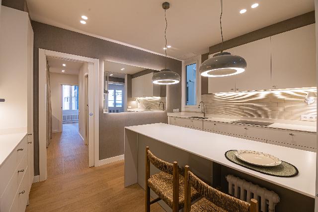 Imagen 3 Inmueble 302315 - Piso en venta en Barcelona / Rector Ubach - Junto Parque Moragas