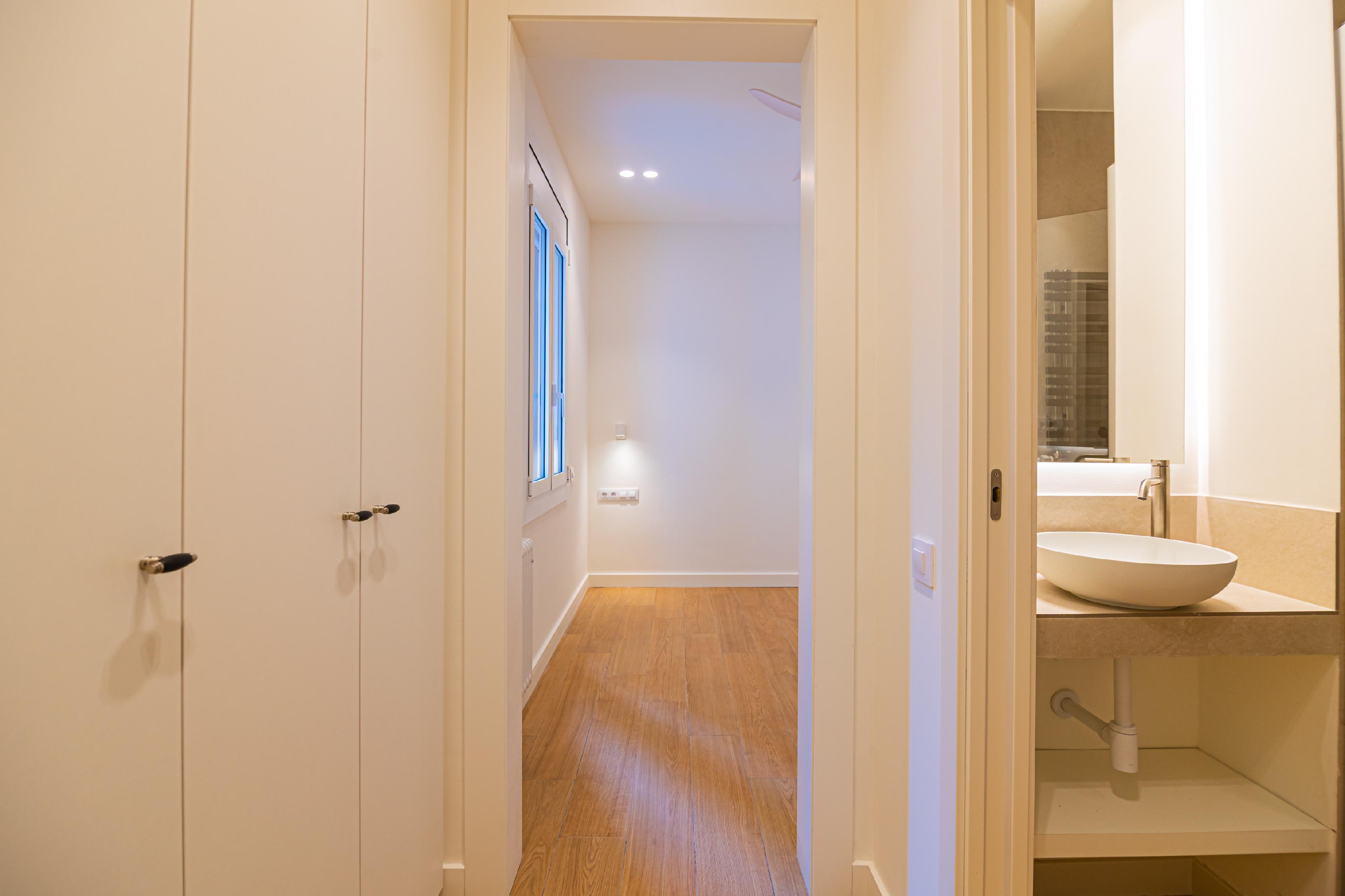 Imagen 19 Piso en venta en Barcelona / Rector Ubach - Junto Parque Moragas