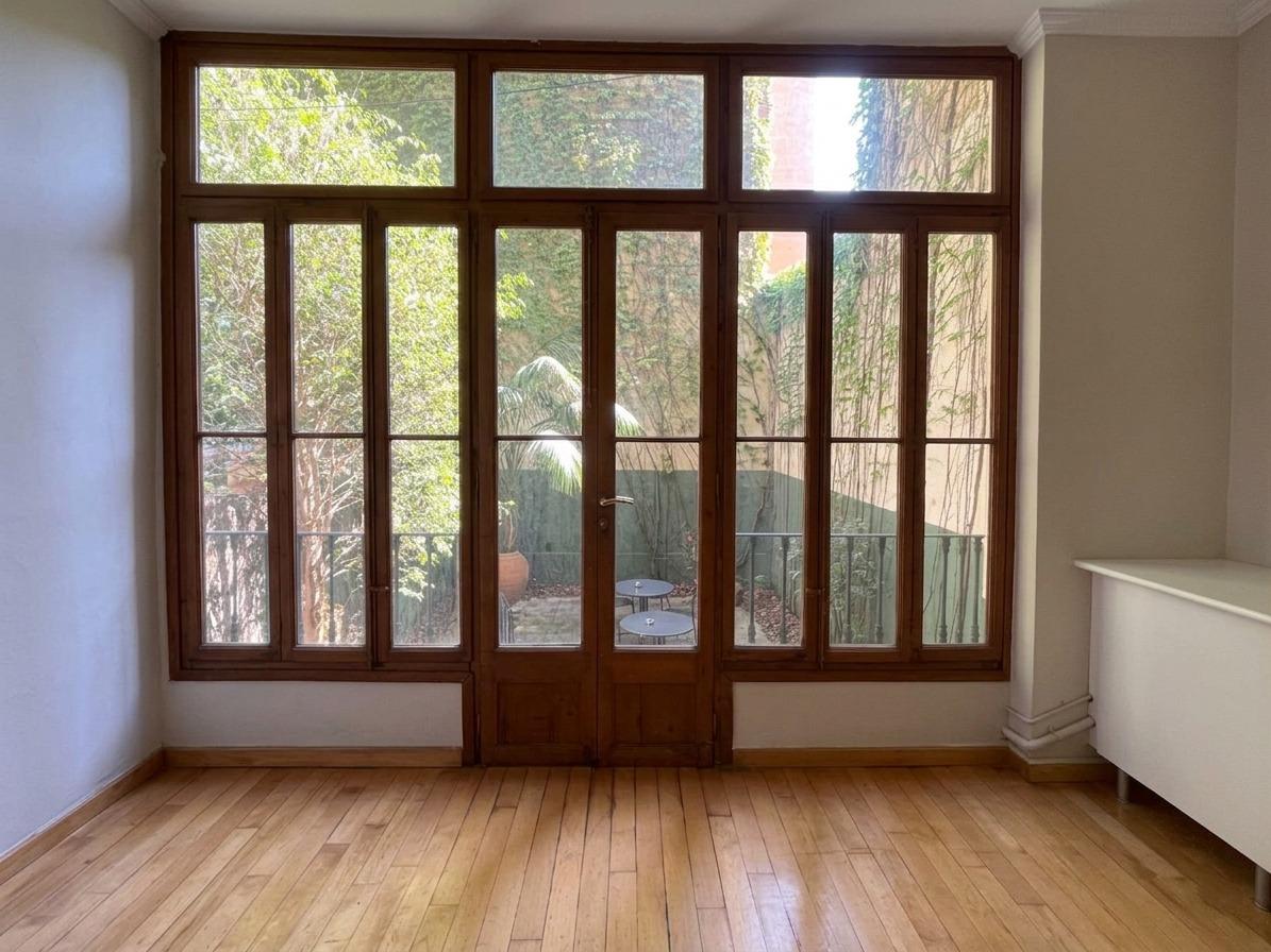 Imagen 7 Piso en venta en Barcelona / Calle Pau Claris - Calle Valencia