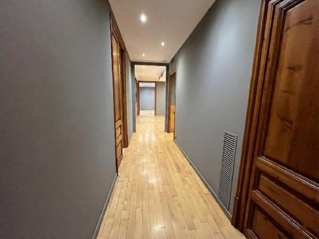 Imagen 9 Inmueble 302413 - Piso en venta en Barcelona / Calle Pau Claris - Calle Valencia