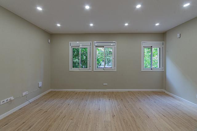 Imagen 2 Inmueble 302523 - Piso en venta en Barcelona / Cerca Hospital Sant Pau