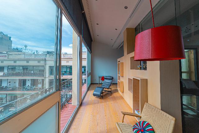 Imagen 5 Inmueble 302631 - Piso en venta en Barcelona / Entre Paseo de Gracia y Pg. de Sant Joan