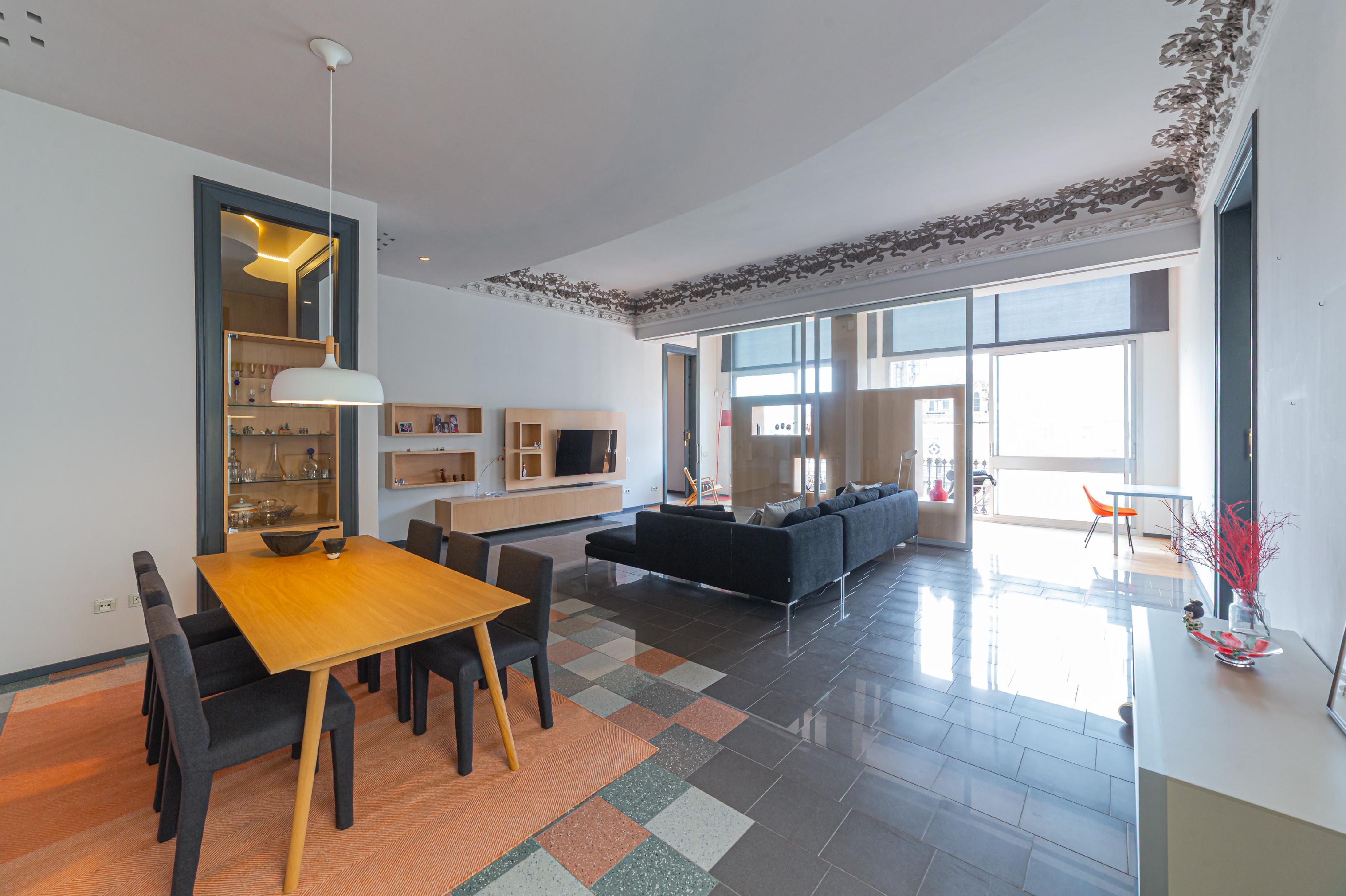Imagen 3 Piso en venta en Barcelona / Entre Paseo de Gracia y Pg. de Sant Joan